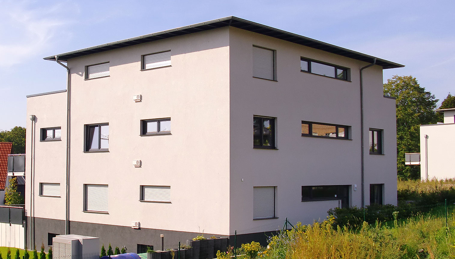 EWA-Wohnhaus Apartment Hausbau Berlin Brandenburg Potsdam Seitenansicht